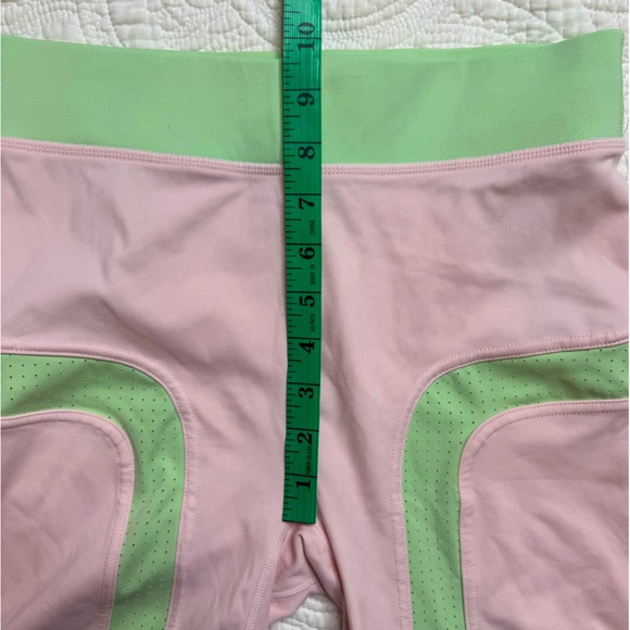 Fabletics Set shorts - top size small - Picture 6 of 10